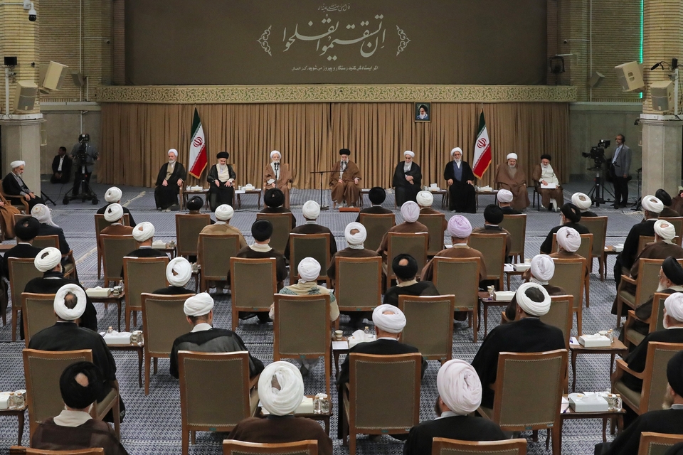 لقاء قائد الثورة الإسلامية مع أعضاء «مجلس خبراء القيادة»